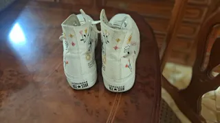Converse All Star bordadas flores
