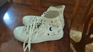Converse All Star bordadas flores