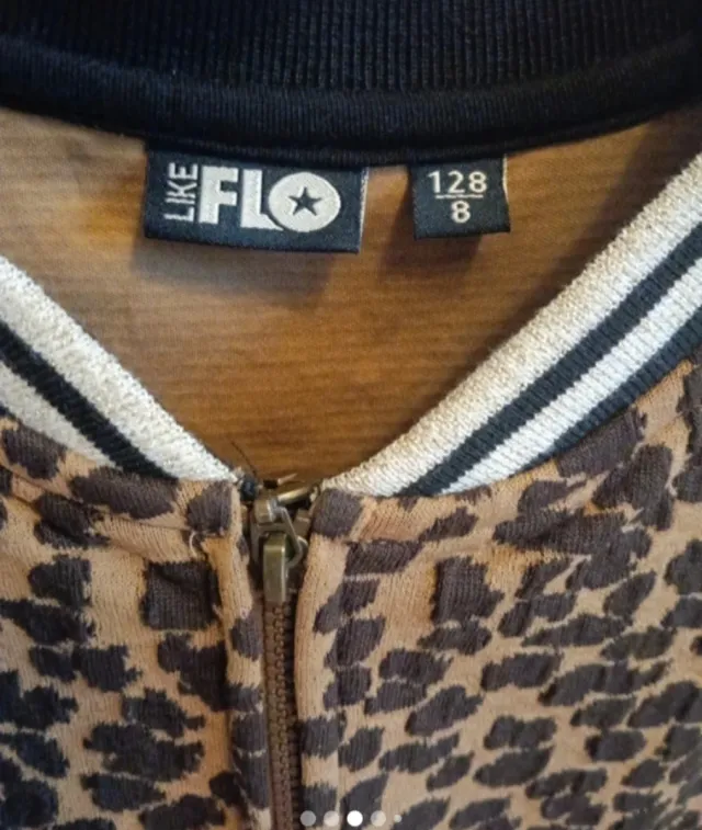 Bomber niña estampado animal print T8