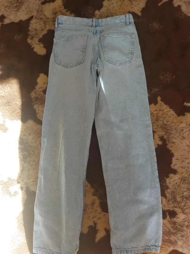 Vaqueros Baggy Bershka Talla 34