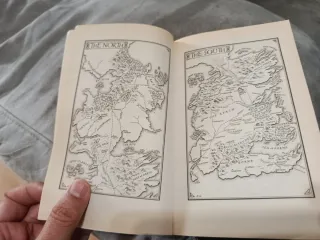 Tres libros en Inglés. Ficción.