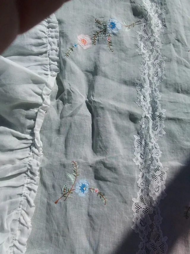 Colcha antigua organza bordada