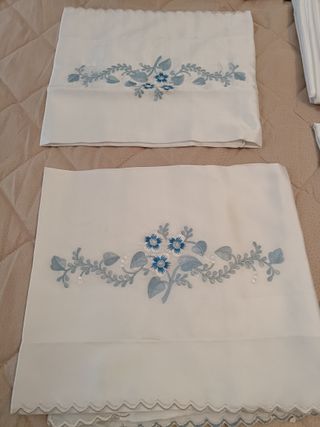 Lenzuola matrimoniale in raso di cotone ricamato