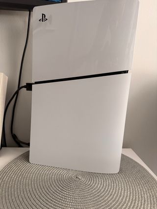 Consola PS5 Slim Blanca con Lector y 2 juegos