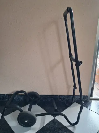 Camilla aluminio plegable + carrito de transporte