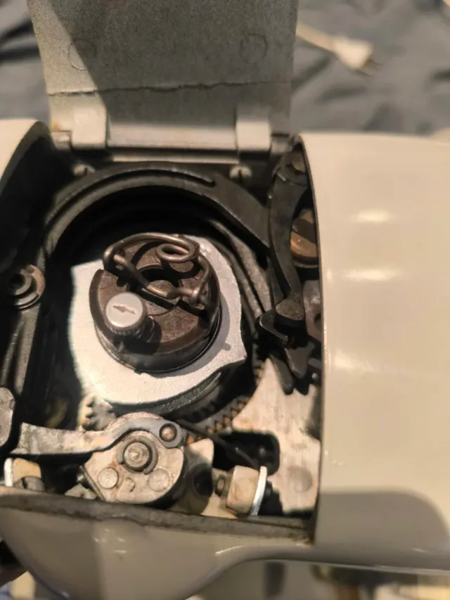 Máquina de coser SIGMA Super-automática