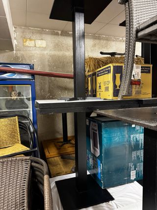 Tavoli da bar ristorante in metallo e legno