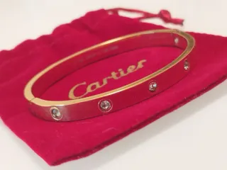 Pulsera Cartier Dorada con Cristales