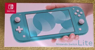 Nintendo Switch Lite + Tarjeta MicroSD 128GB