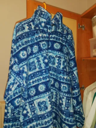 Pile Nordica manica lunga fantasia blu