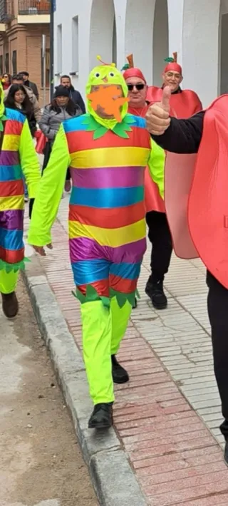 Disfraz adulto gusano hombre