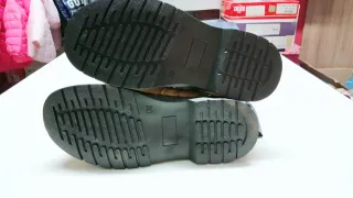 Scarponcino bimba n.32 Enrico Coveri giallo