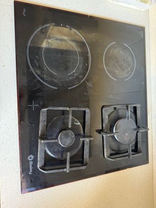 Placa Vitrocerámica y Gas Balay