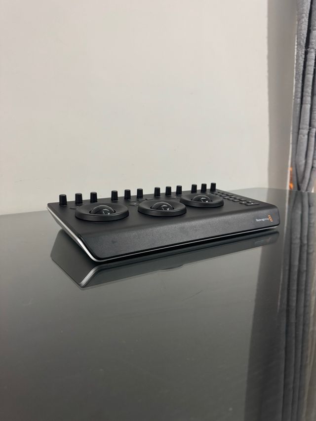 Blackmagic Design Davinci Resolve Micro Panel