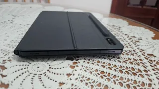 Samsung Galaxy Tab S7 + Book Cover Keyboard