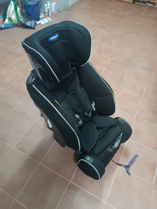 Silla coche Klippan negra