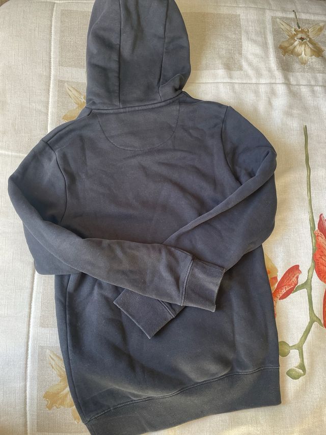 Sudadera McKenzie bordado Negra