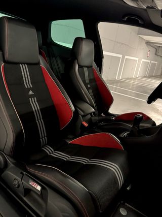 Volkswagen Golf 6 GTI