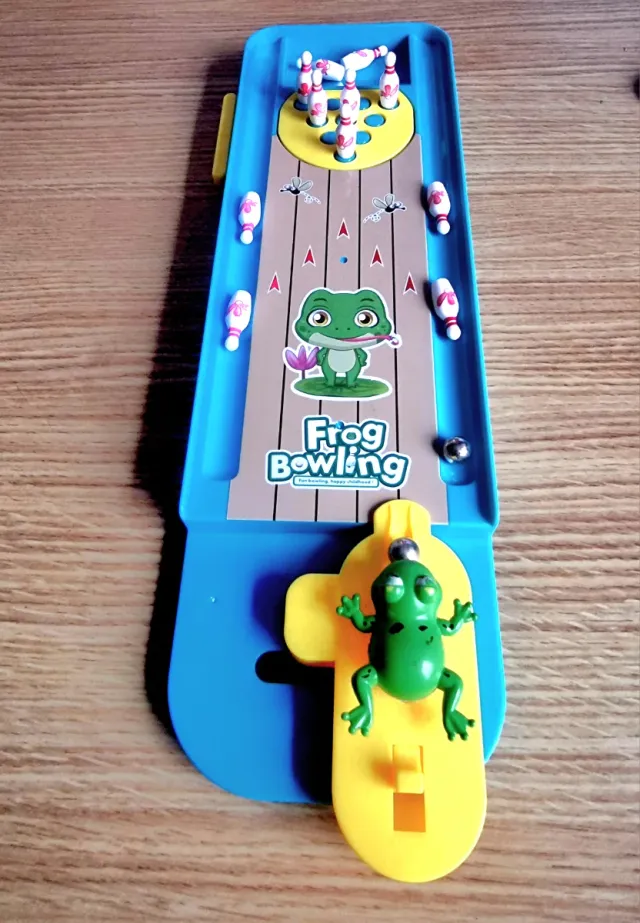 Juego de mesa Frog Bowling