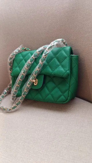 Bolso de hombro acolchado