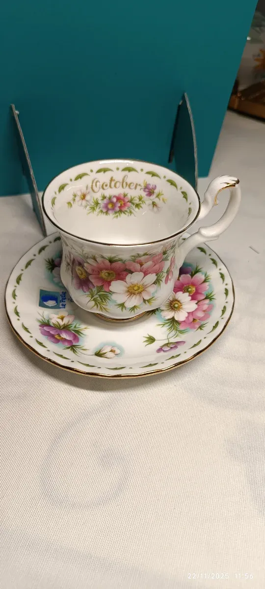 Tazzina Royal Albert Ottobre Originale