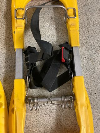 Raquetas de nieve Grivel amarillas