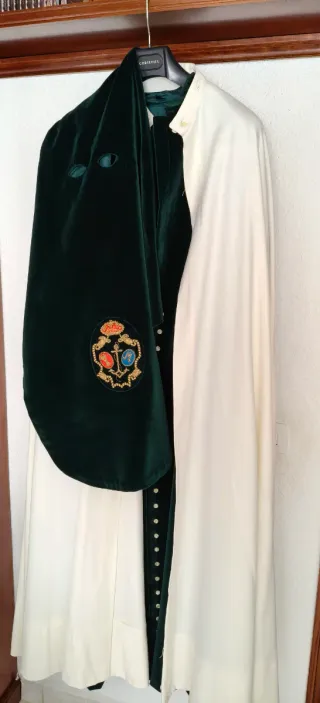 Túnica Esperanza de Triana