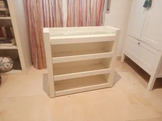 Mesa auxiliar Ikea cristal y madera