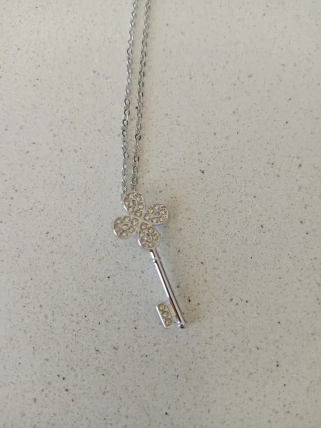 Collar Swarovski Llave