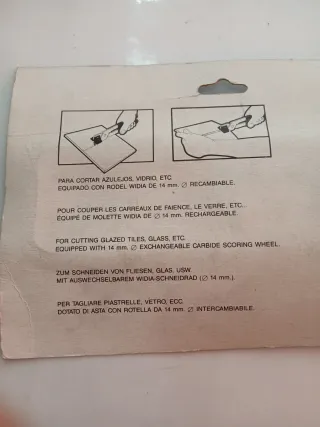 Cortador de azulejo y vidrio Rubi