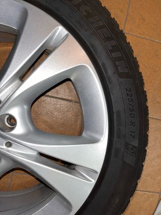 Llantas Mercedes Clase C W205 + Neumáticos