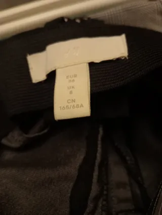 Pantalón vestir H&M Talla 36 Negro Estampado