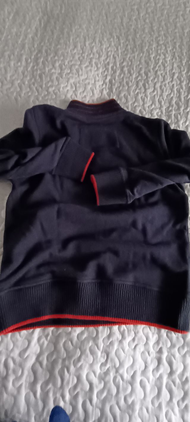 Sudadera Musto Azul Marino y Roja