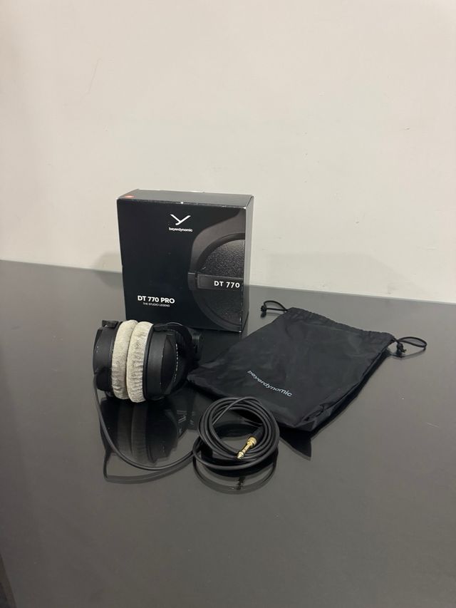 Beyerdynamic DT 770 PRO 80 Ohm Auriculares Estudio