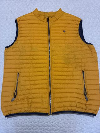 Chaleco Álvaro Moreno Amarillo