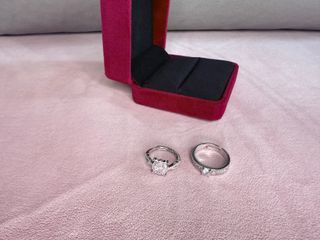 Anillos de boda de diamantes