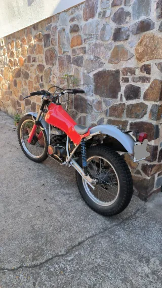 Montesa Cota 247 Roja