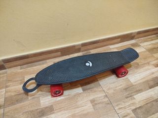 Monopatín prácticamente nuevo