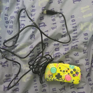 Controller Hori Pikachu Switch