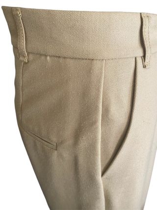 Pantalón ancho corte clásico beige