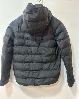 Anorak Nike Negro con Capucha.