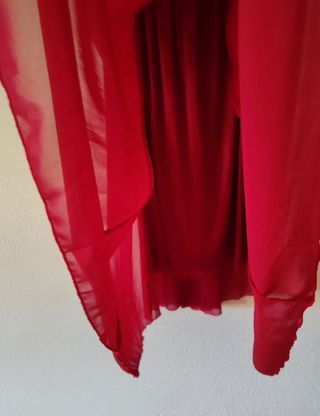 Falda larga vaporosa roja