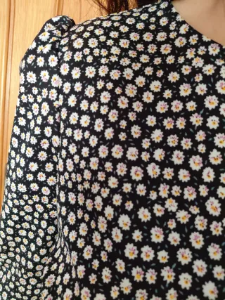 Vestido con estampado floral