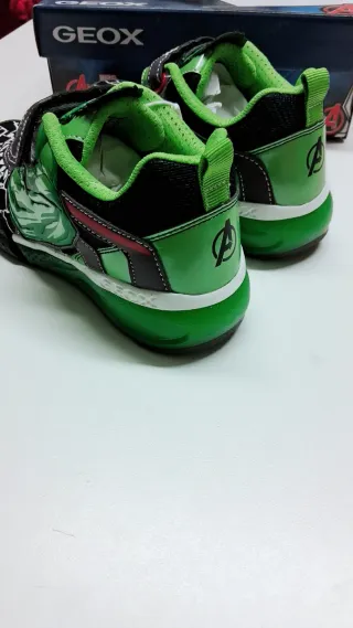 Scarpe Geox Bambino Hulk N. 33 luci