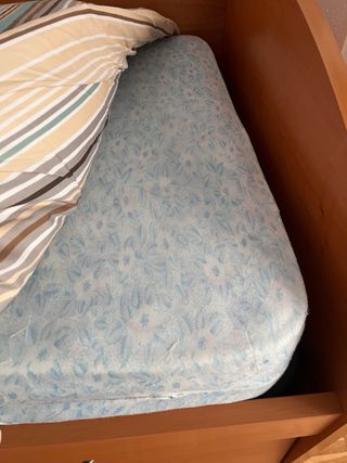 Cama nido de 1,90 con mesita y arcón