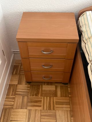 Cama nido de 1,90 con mesita y arcón