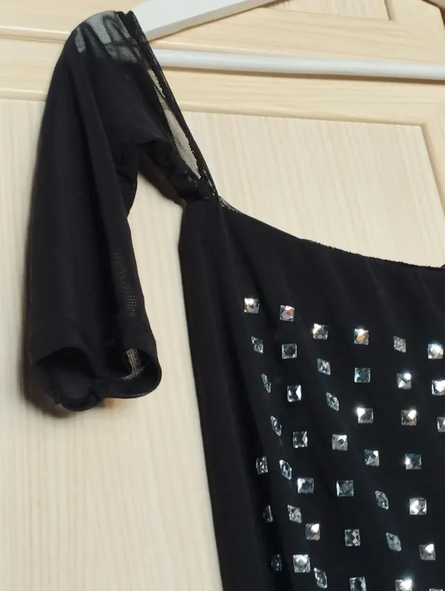 Vestido fiesta pedrería negro T.36