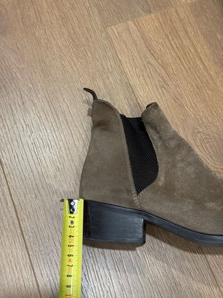 Botines serraje grises y marrones
