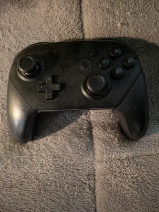 Pacchetto Nintendo Switch OLED Zelda + 4 Giochi