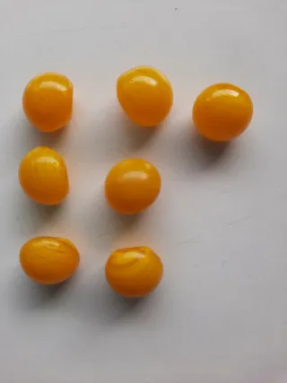5 Botones Antiguos Naranja